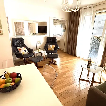 L'appartement terrasse de Grenelle Tour Eiffel Apartment Paris